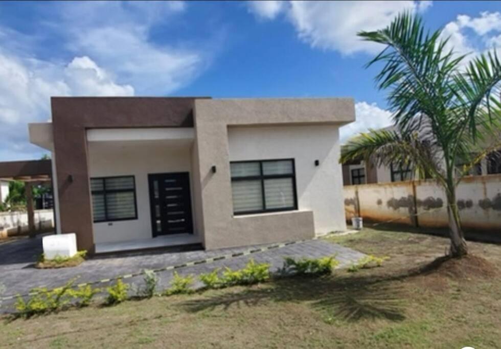 Villa La Rosa With Spectacular View Of Ocho Rios Esterno foto