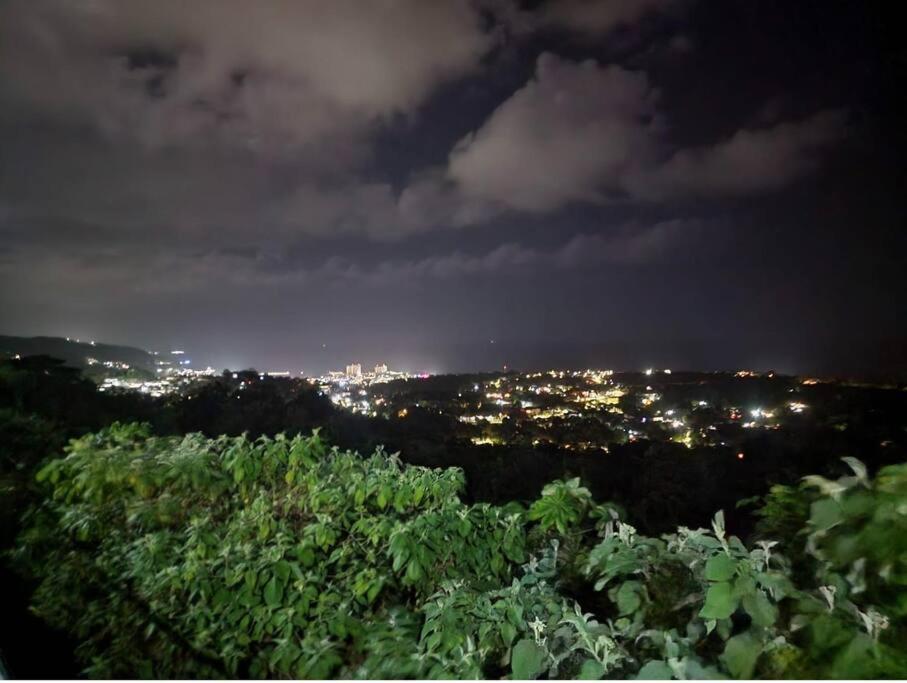 Villa La Rosa With Spectacular View Of Ocho Rios Esterno foto
